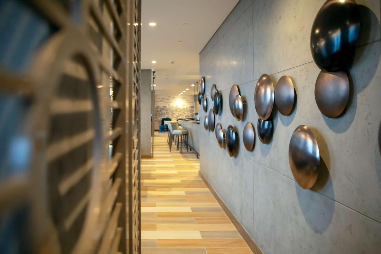 Mercure Dubai Gold District Exterior foto