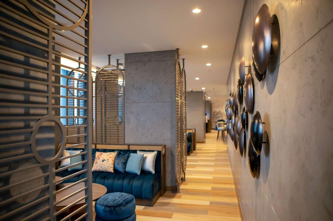 Mercure Dubai Gold District Exterior foto